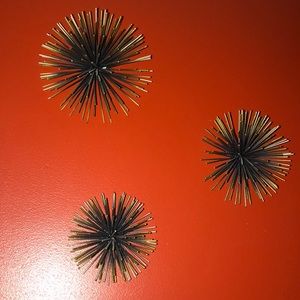 Wall decor! Set of 3